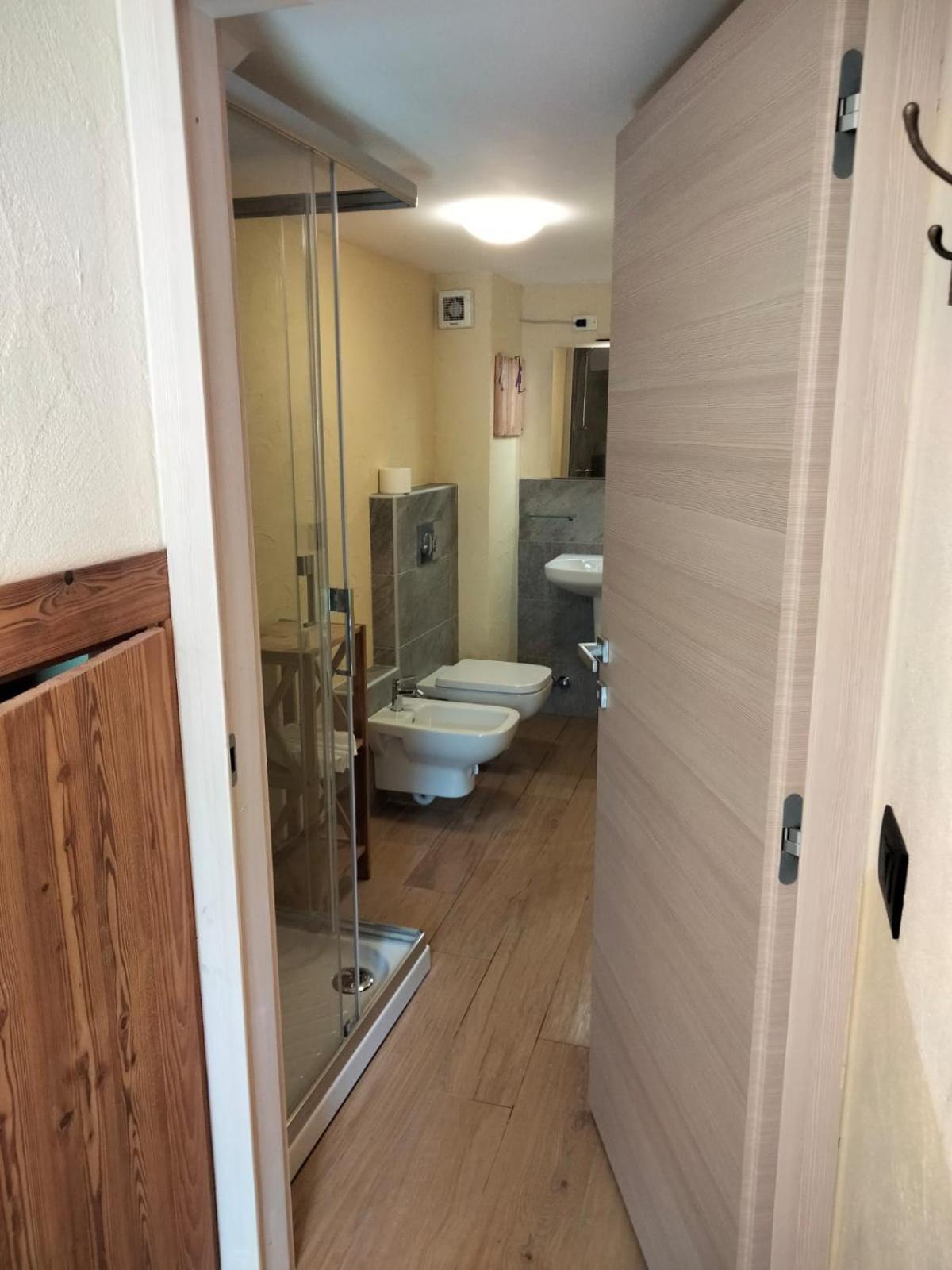 Appartamentinid Valtournenche Esterno foto